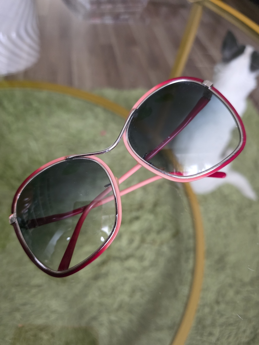 Vintage  Pink Gradient Aviator Sunglasses with Silver Trim With CLINCHER